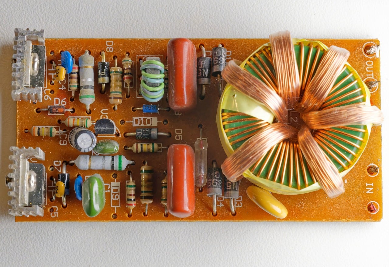 AC/DC Power Conversion in Three Stages: Rectification, PFC, and Isolation - Stage 2: PFC controls how the supply loads the grid