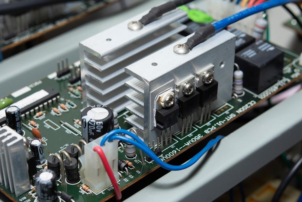 How Does a Switching Power Supply Really Work? A Complete 2026 Buyer's Guide for Reliable Industrial Power Supply Selection - How Does a Switching Power Supply Actually Work Inside?