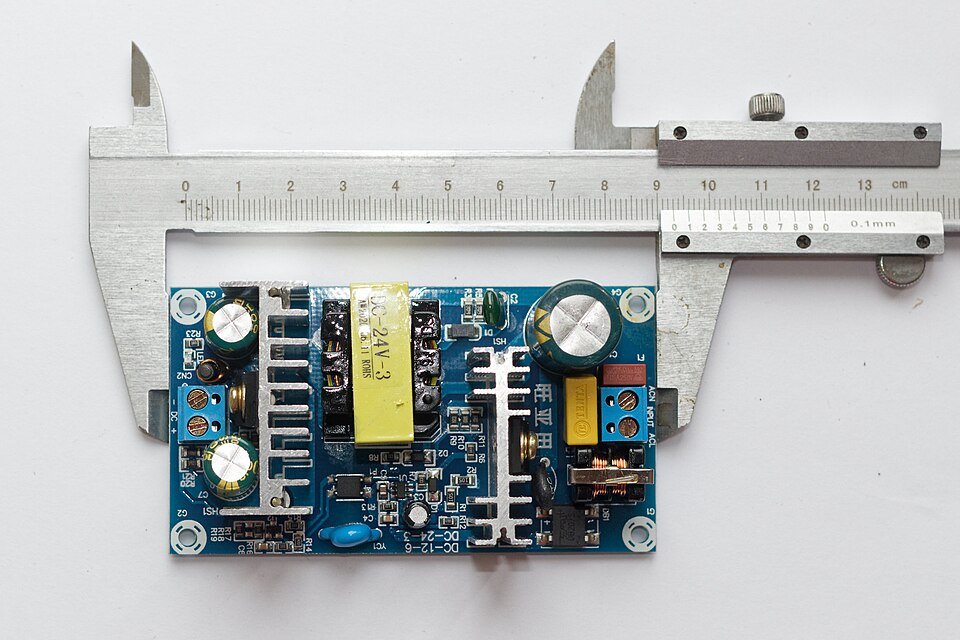 How to Choose the Right Power Supply Topology Before Starting an SMPS Design
