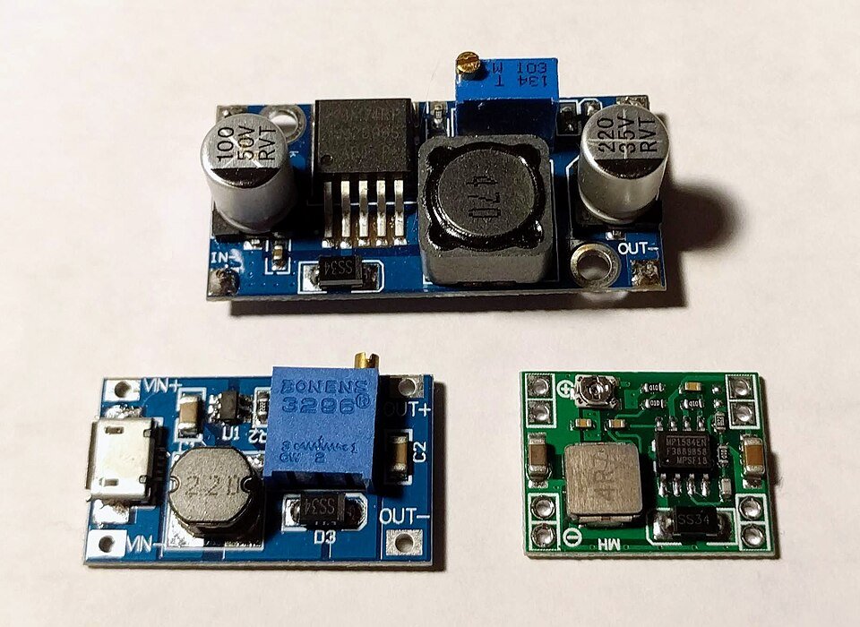 How to Choose the Right Power Supply Topology Before Starting an SMPS Design