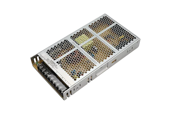 MOSFET driver decoupling and Kelvin-source layout