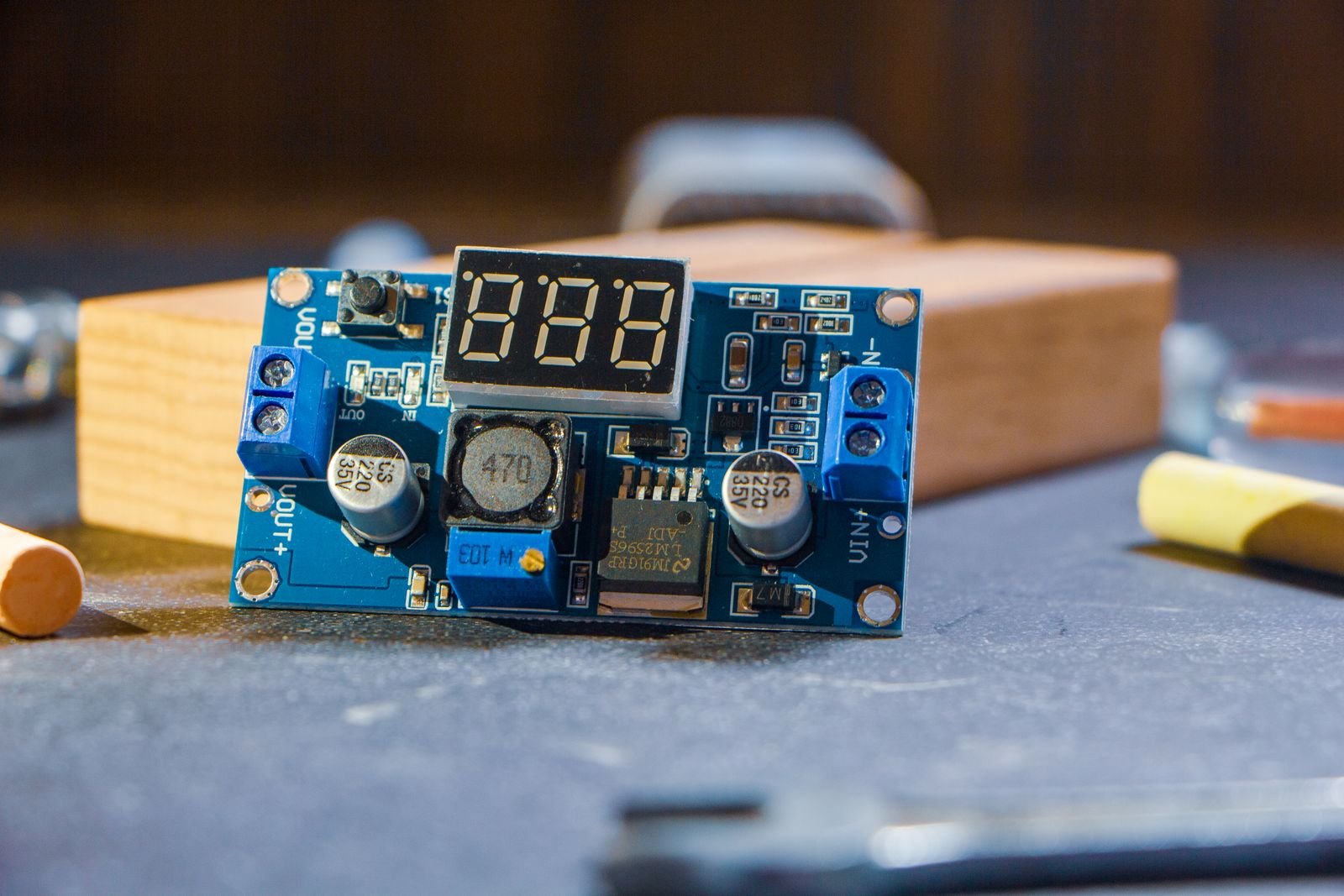 Thermal troubleshooting for a mass-produced switching power supply