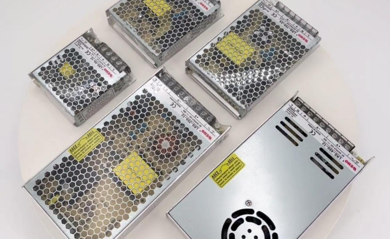 What Is a Switching Mode Power Supply (SMPS)? How Does It Work, Why Is It So Efficient, and Which One Should You Choose for Industrial Applications? - But why is it so efficient compared to linear power supplies?
