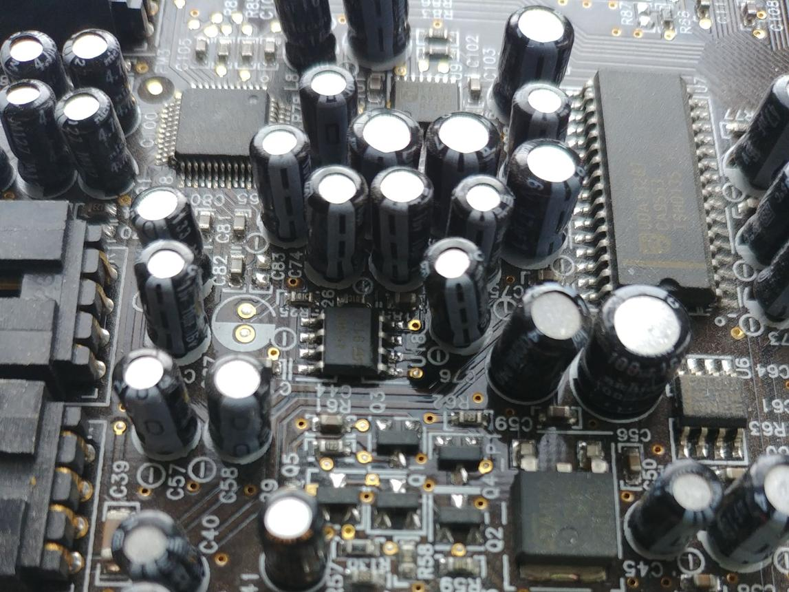What Really Determines the Lifespan of a Switching Power Supply? - Typical Capacitor Lifetime at Different Temperatures