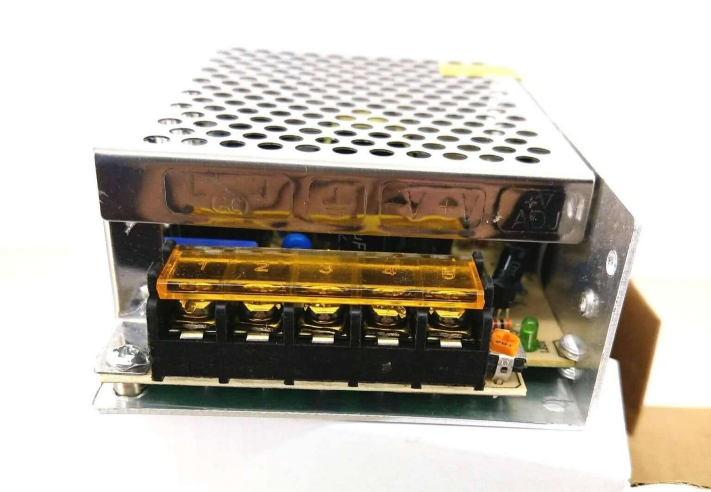 What Really Powers Your Devices? A Deep Dive into Switching Power Supplies - How Does a Switching Power Supply Actually Work?