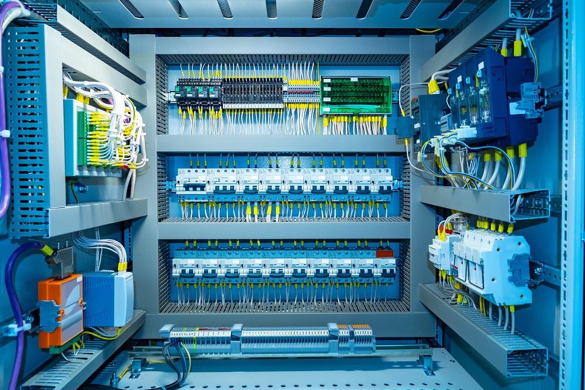 Why Are Reliable AC/DC and DC/DC Power Modules Becoming the Core of Modern Industrial Systems? - Why Is EMC Performance So Important in Industrial Automation Systems?