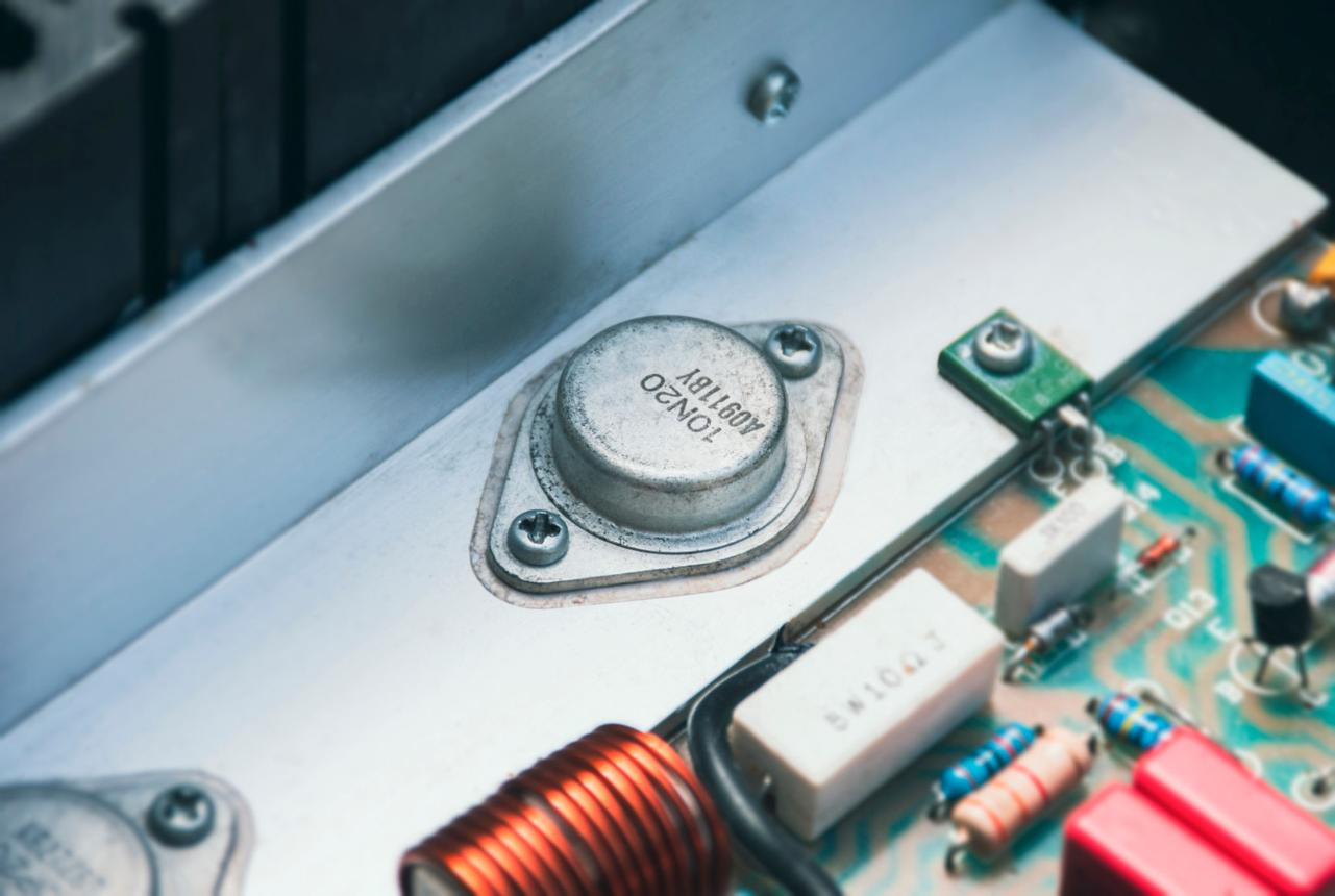 Why Does a Switching Power Supply Fail During Testing? - Why Does the Power Supply Refuse to Start with No Load?