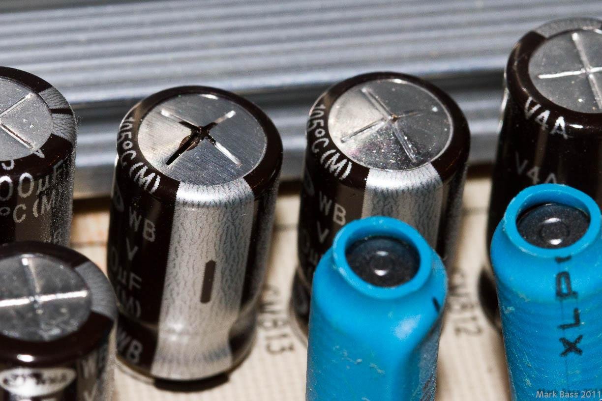 Why Is a Power Supply Output Voltage Too Low? Common Causes and Practical Troubleshooting Methods - Understanding How Voltage Moves Through a Power Supply